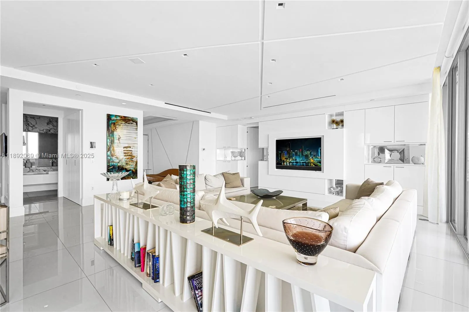 9701 Collins Ave, #2103S