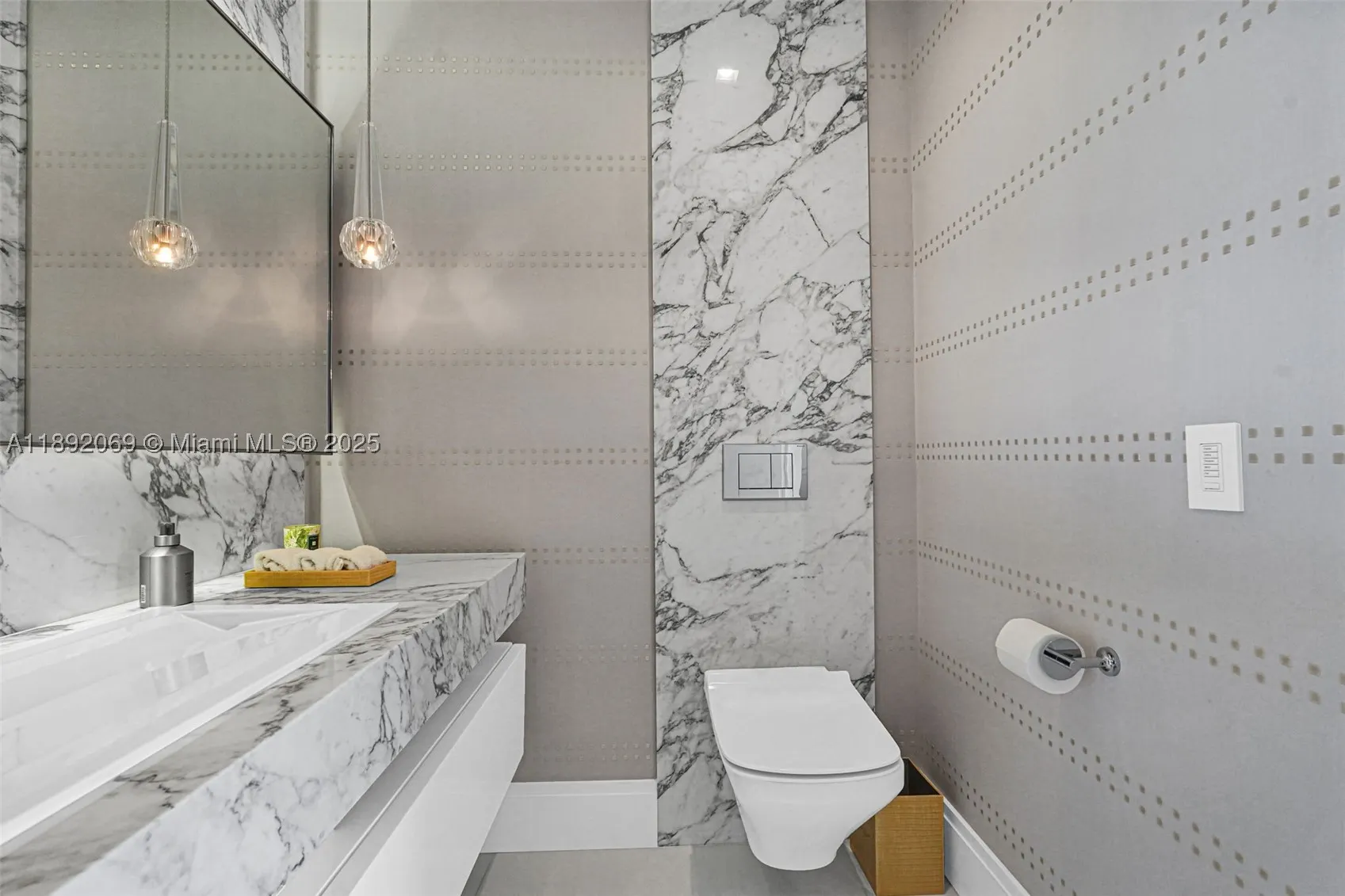 9701 Collins Ave #2103S