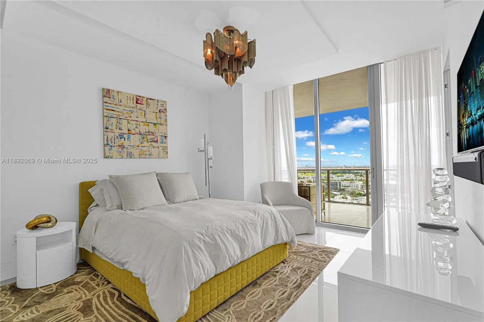 9701 Collins Ave, #2103S