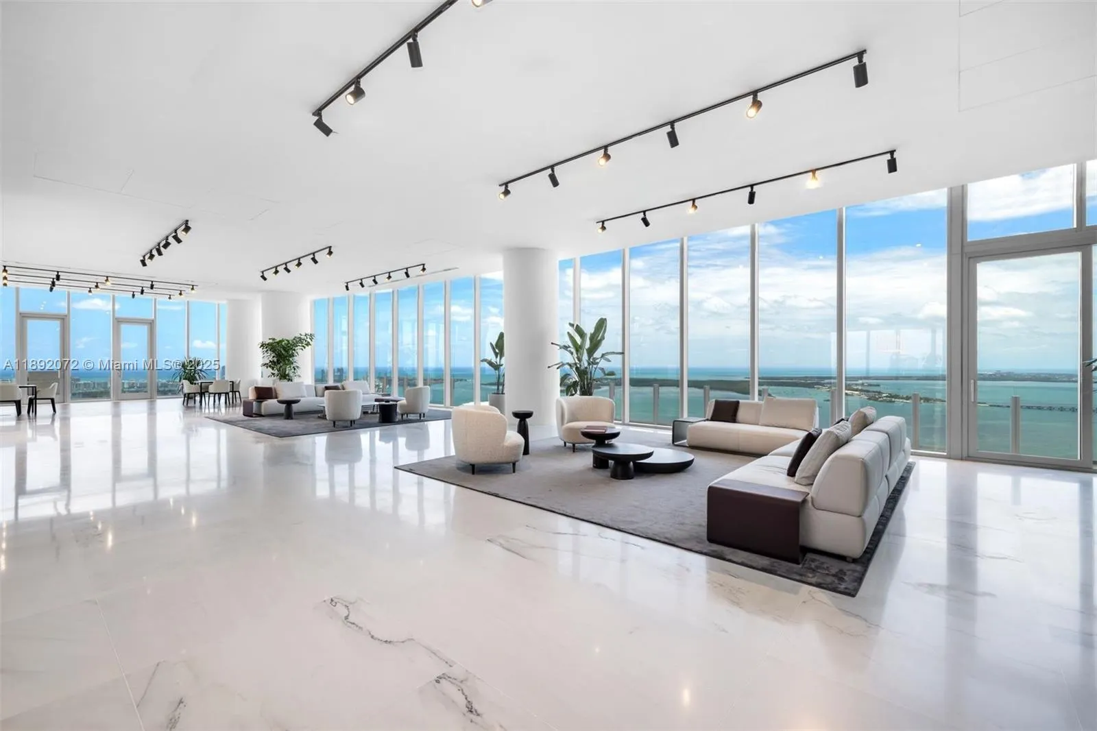 300 Biscayne Blvd Way, #1005
