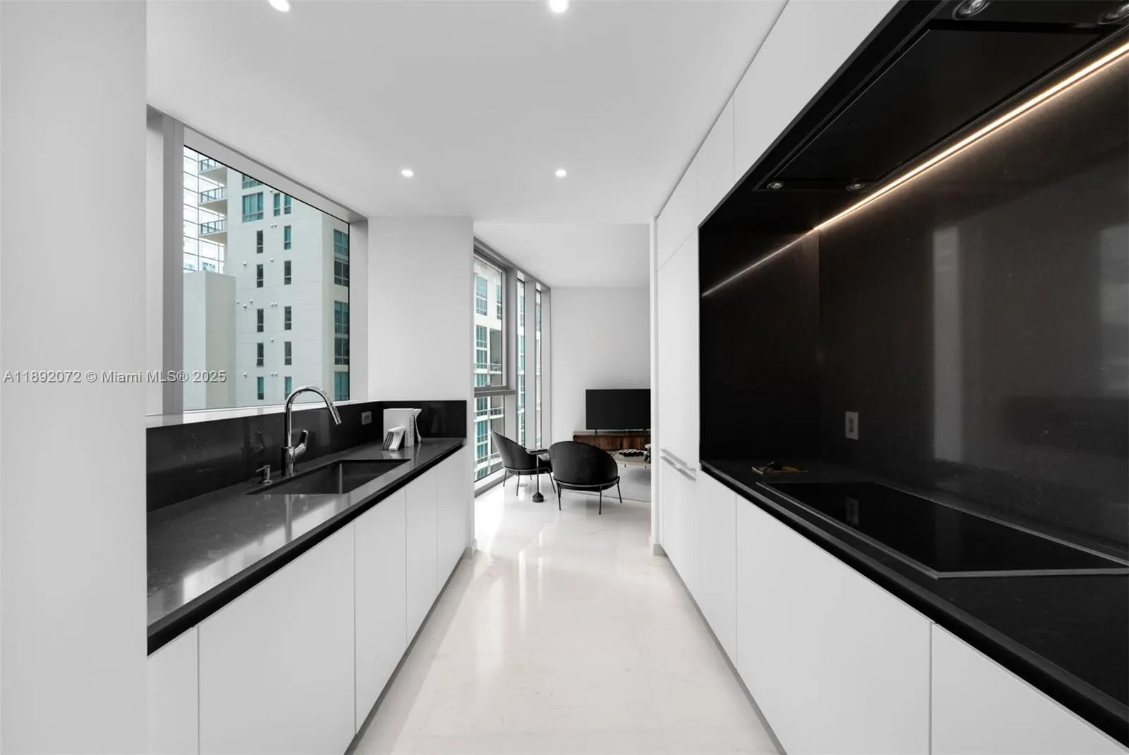 300 Biscayne Blvd Way, #1005