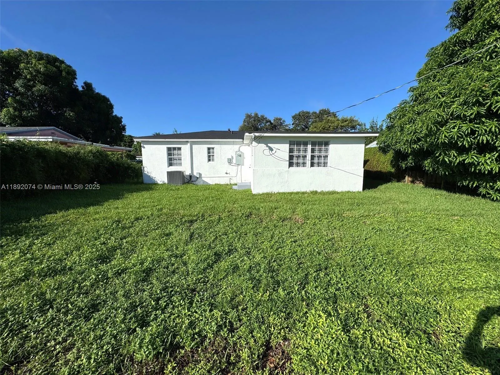 9221 Broad Manor Rd