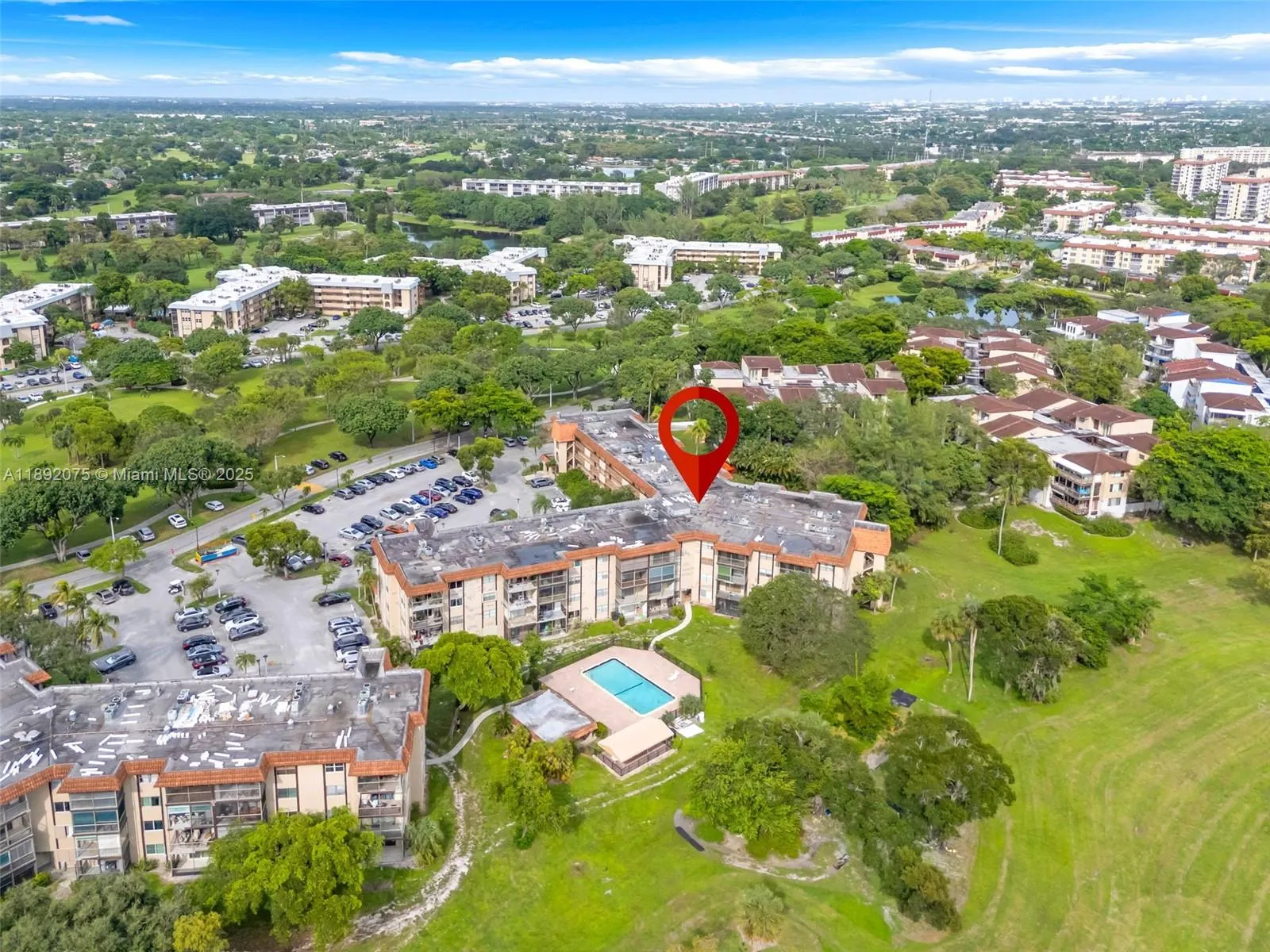 6100 S Falls Cir Dr, #410