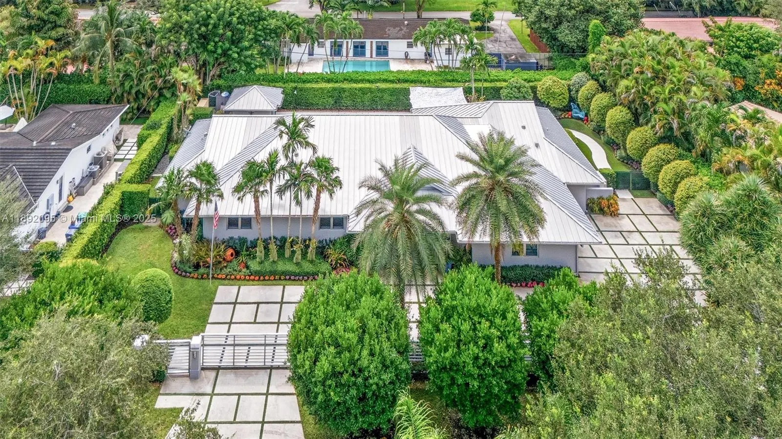 5800 SW 99th Ter