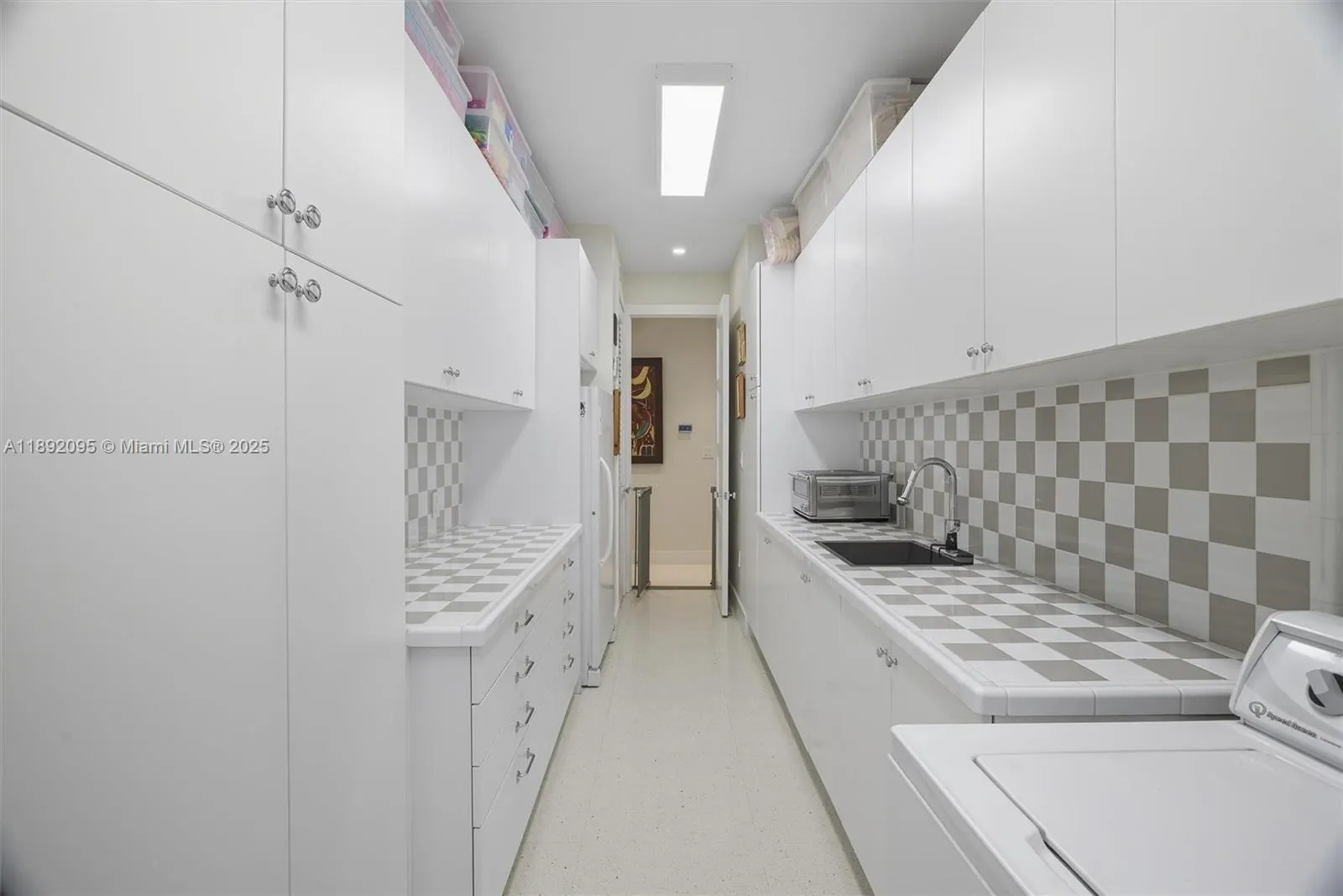 5800 SW 99th Ter