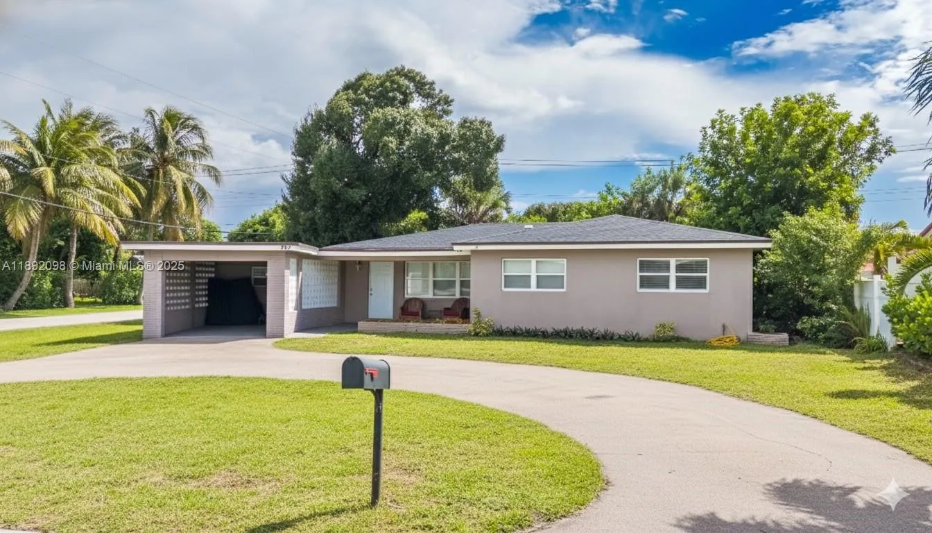 312 NW 35th St