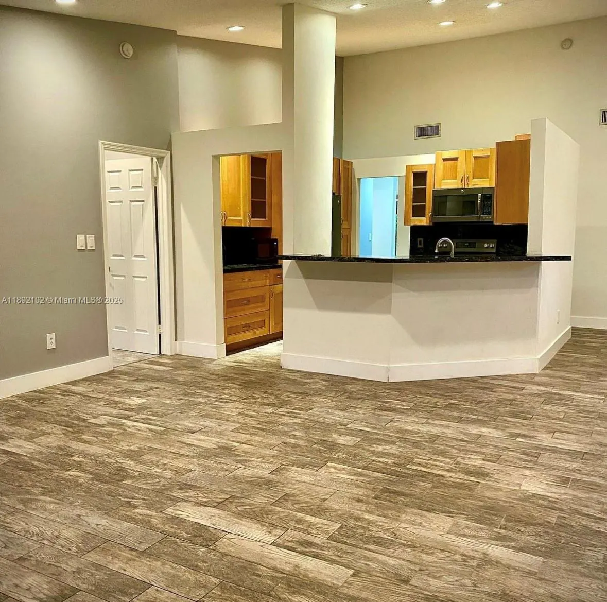 9957 Costa Del Sol Blvd, #I-108B