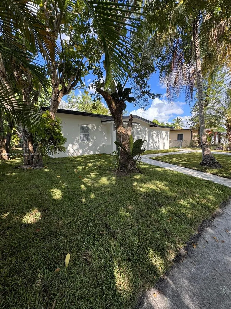 13720 NW 4th Ct