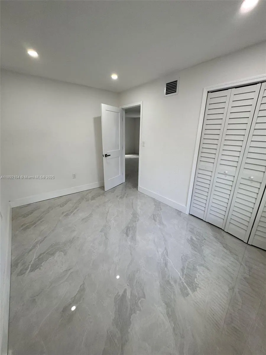 13720 NW 4th Ct