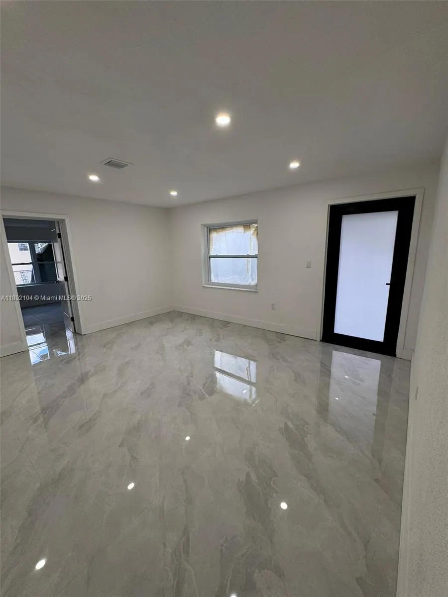 13720 NW 4th Ct