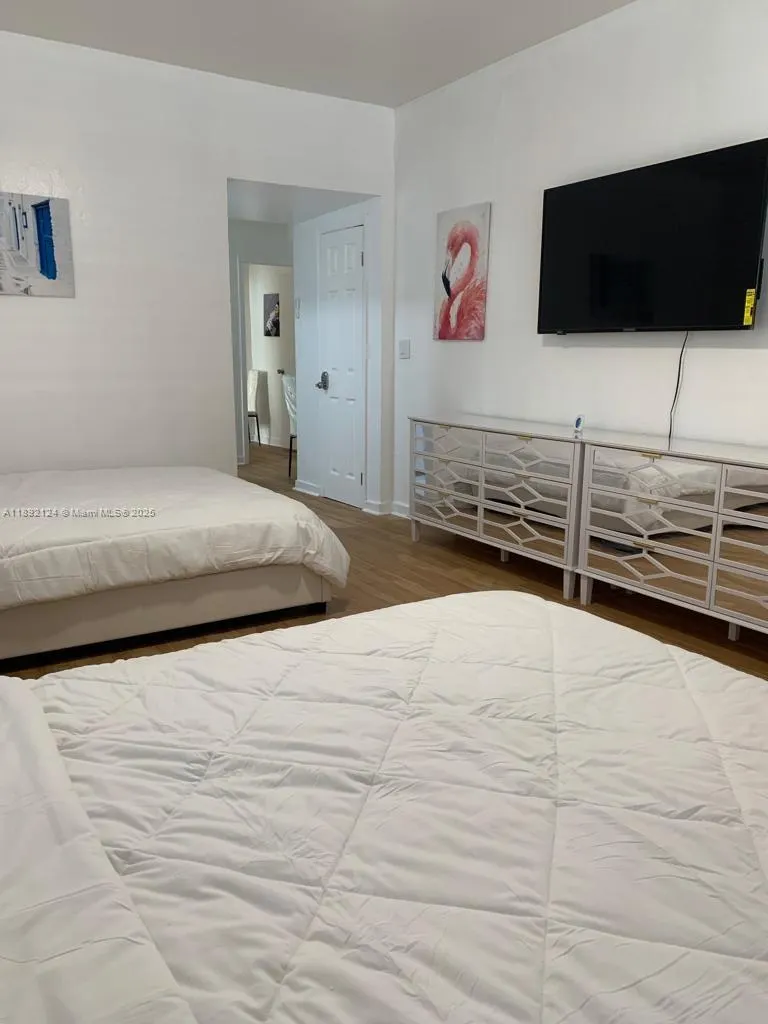 545 Michigan Ave, #2