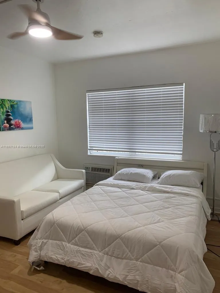 545 Michigan Ave, #2