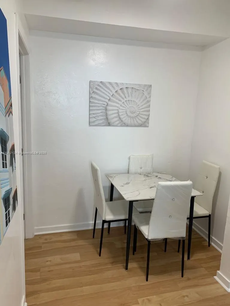 545 Michigan Ave, #2