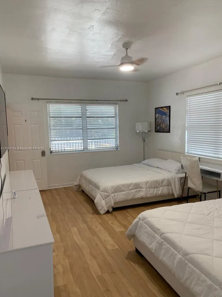 545 Michigan Ave, #2
