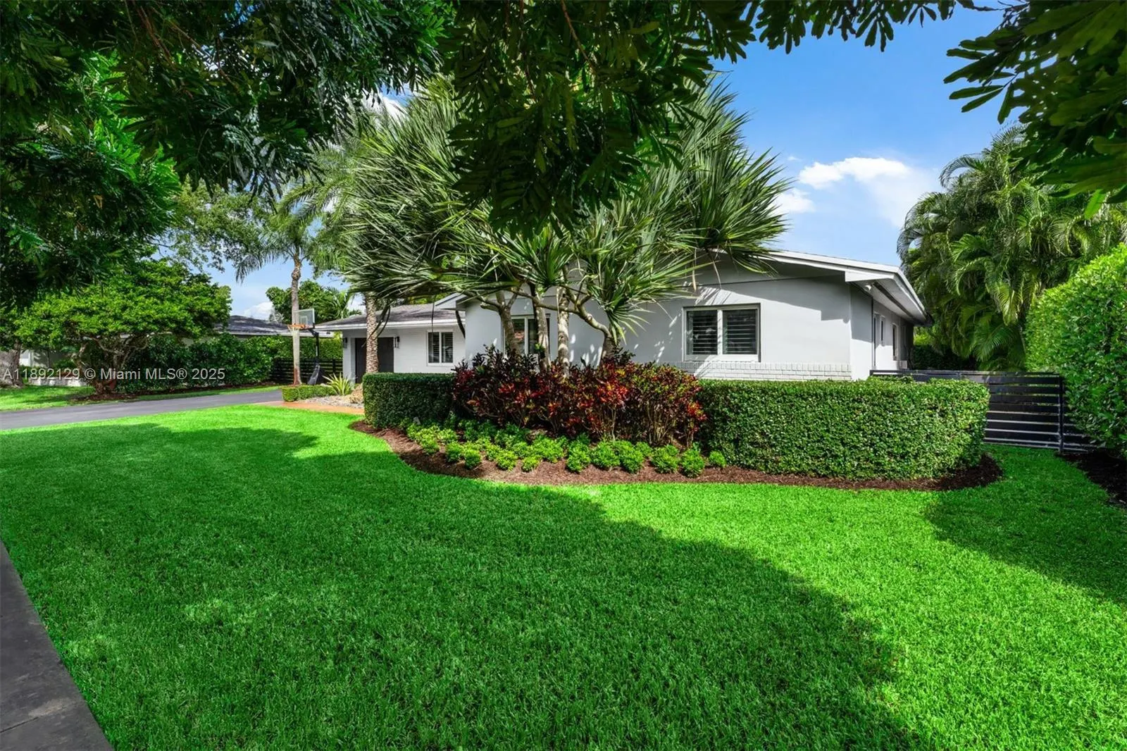 8995 SW 83rd St