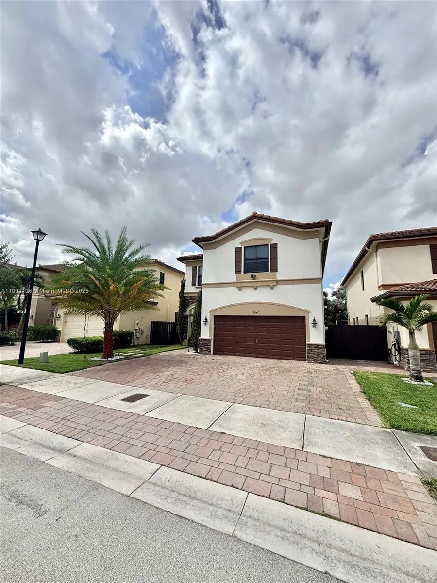 8640 NW 101st Pl, #8640