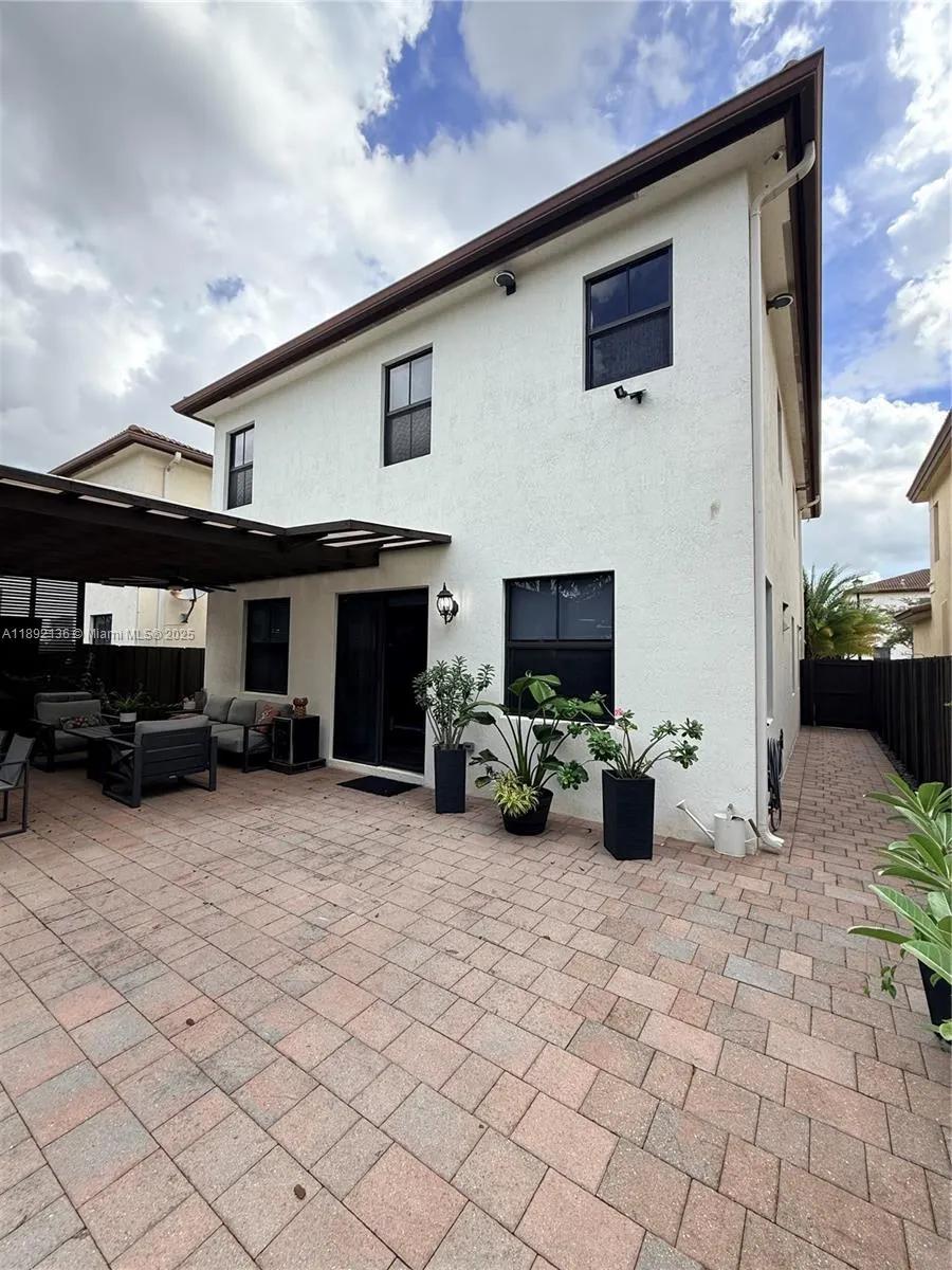 8640 NW 101st Pl, #8640