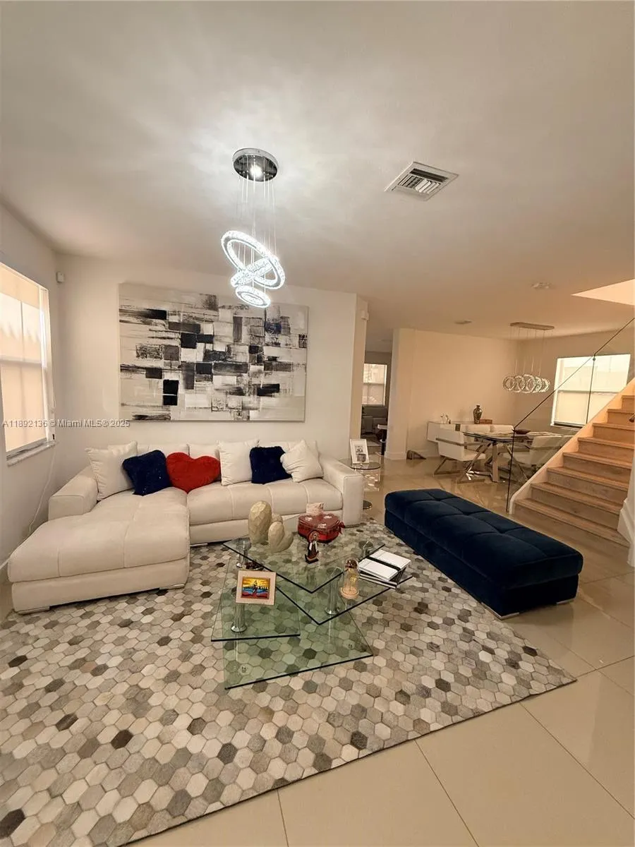 8640 NW 101st Pl, #8640
