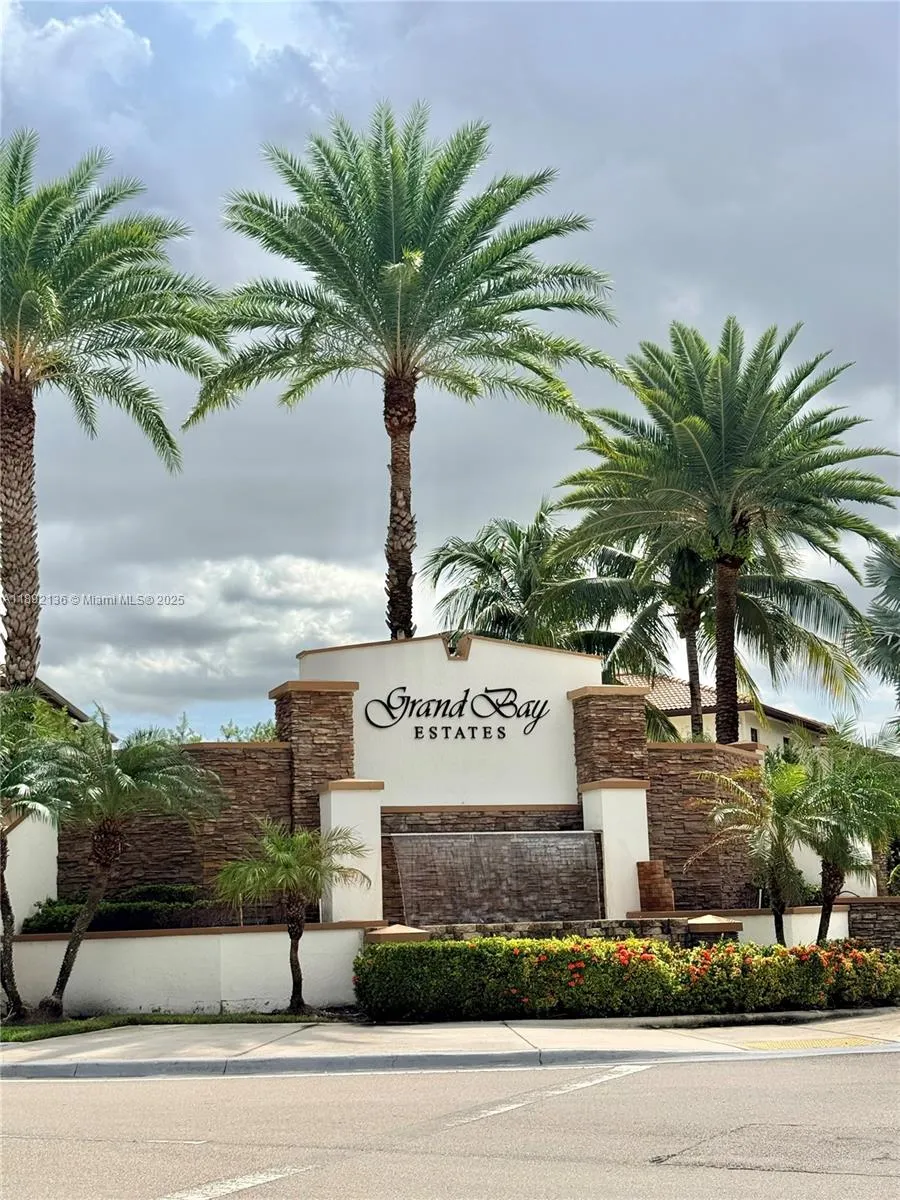 8640 NW 101st Pl, #8640