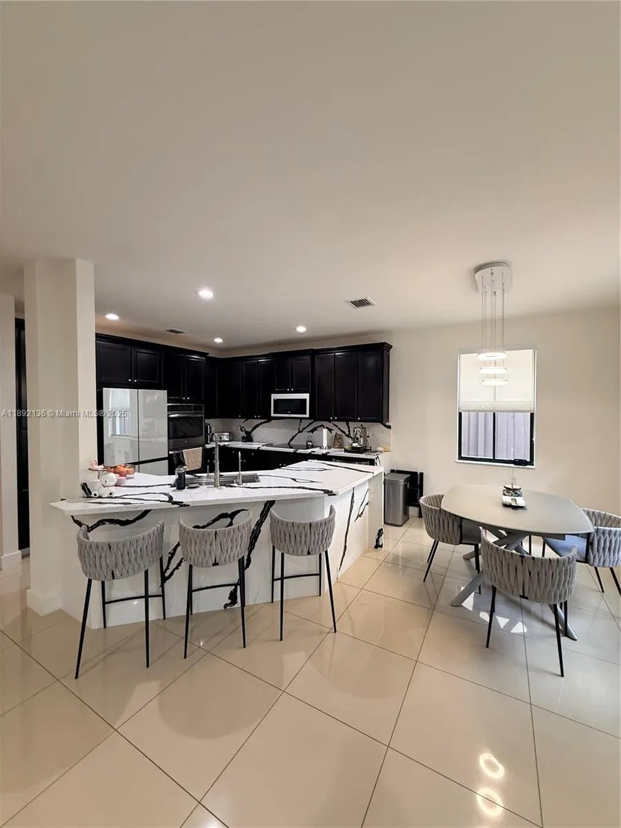 8640 NW 101st Pl, #8640