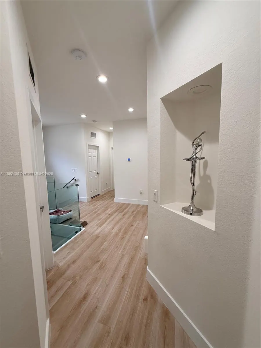 8640 NW 101st Pl, #8640