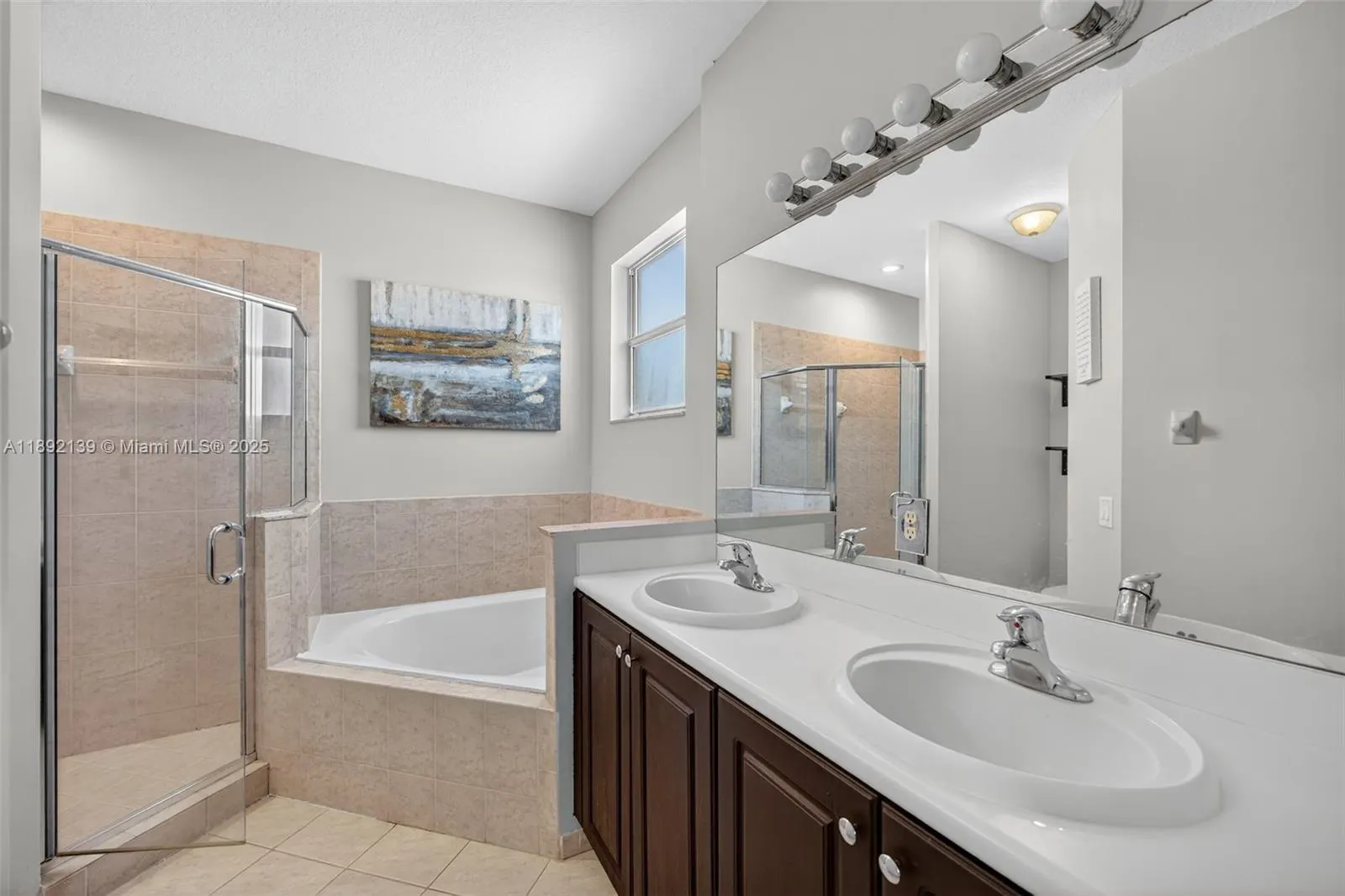 379 NE 25th Ter