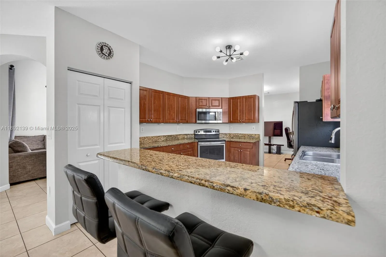 379 NE 25th Ter