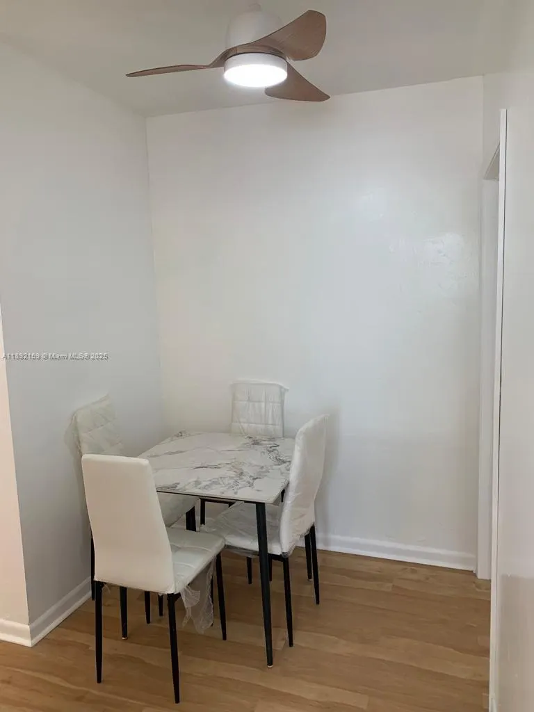 545 Michigan Ave, #3