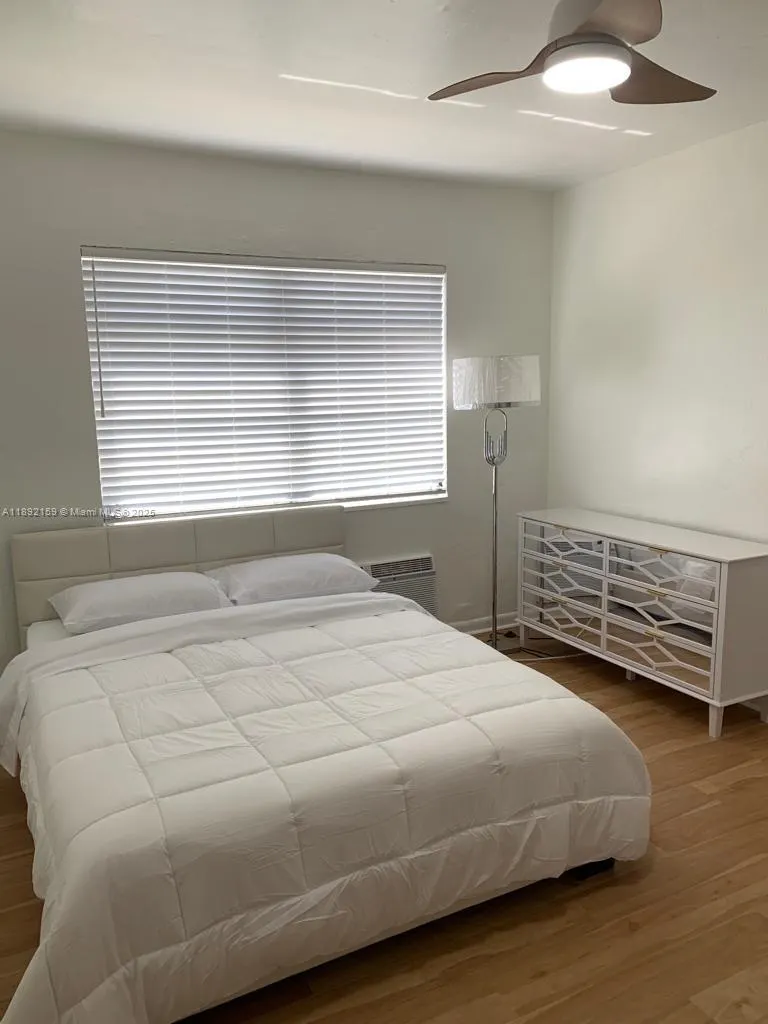 545 Michigan Ave, #3