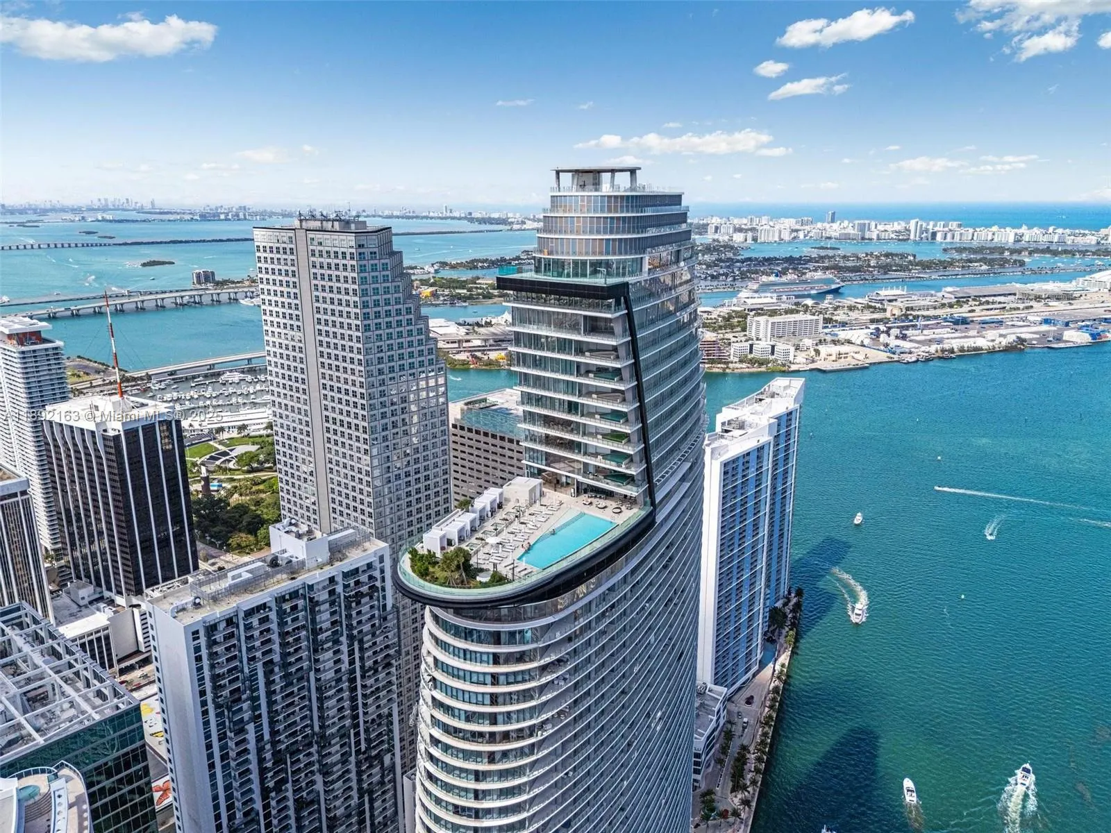 300 Biscayne Boulevard Way, #4507W