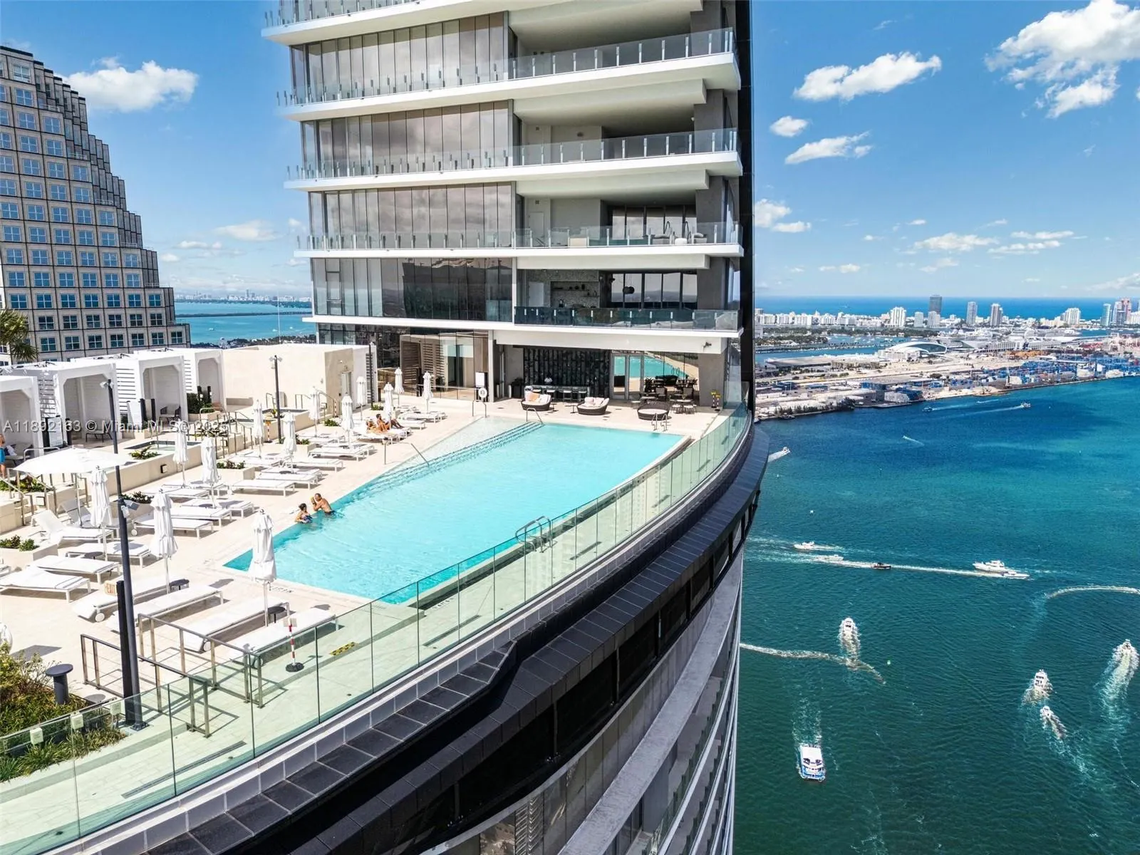 300 Biscayne Boulevard Way, #4507W