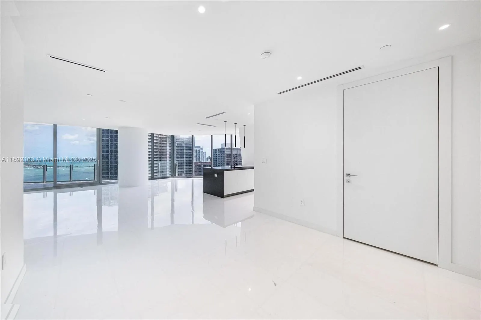 300 Biscayne Boulevard Way, #4507W