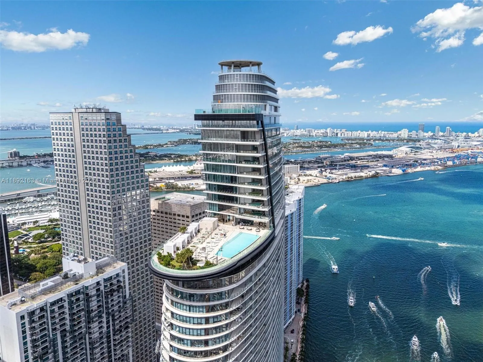 300 Biscayne Boulevard Way, #4507W