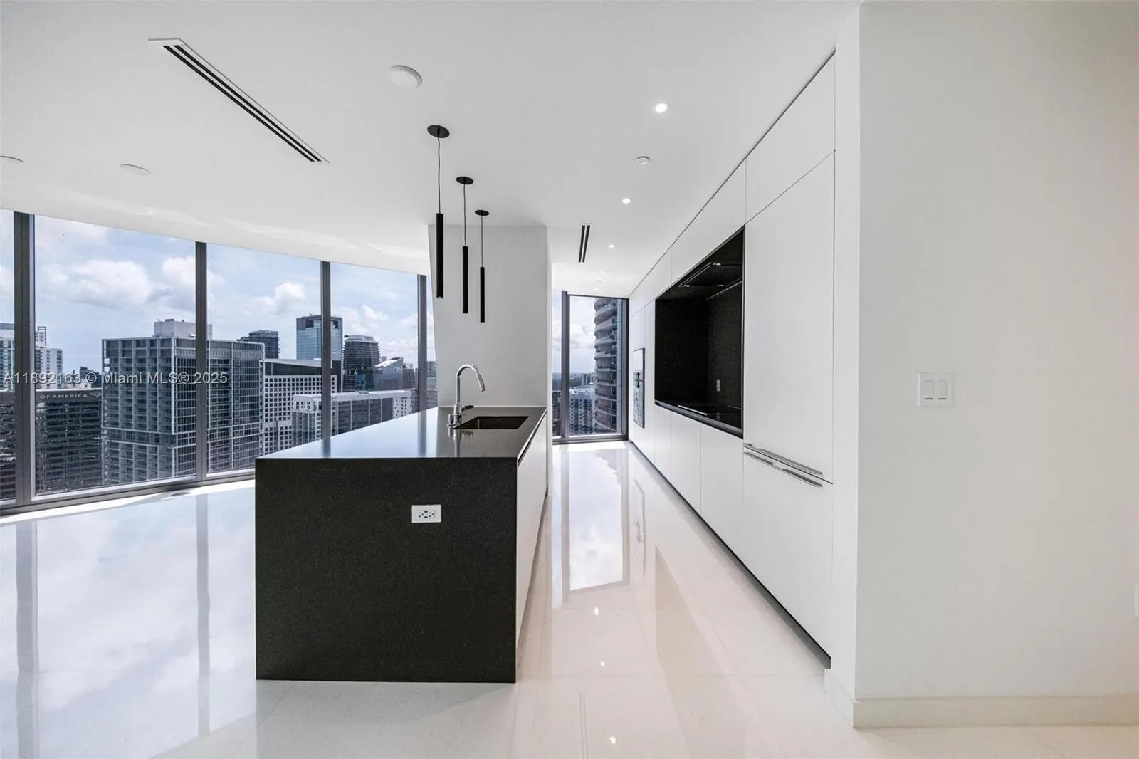 300 Biscayne Boulevard Way, #4507W