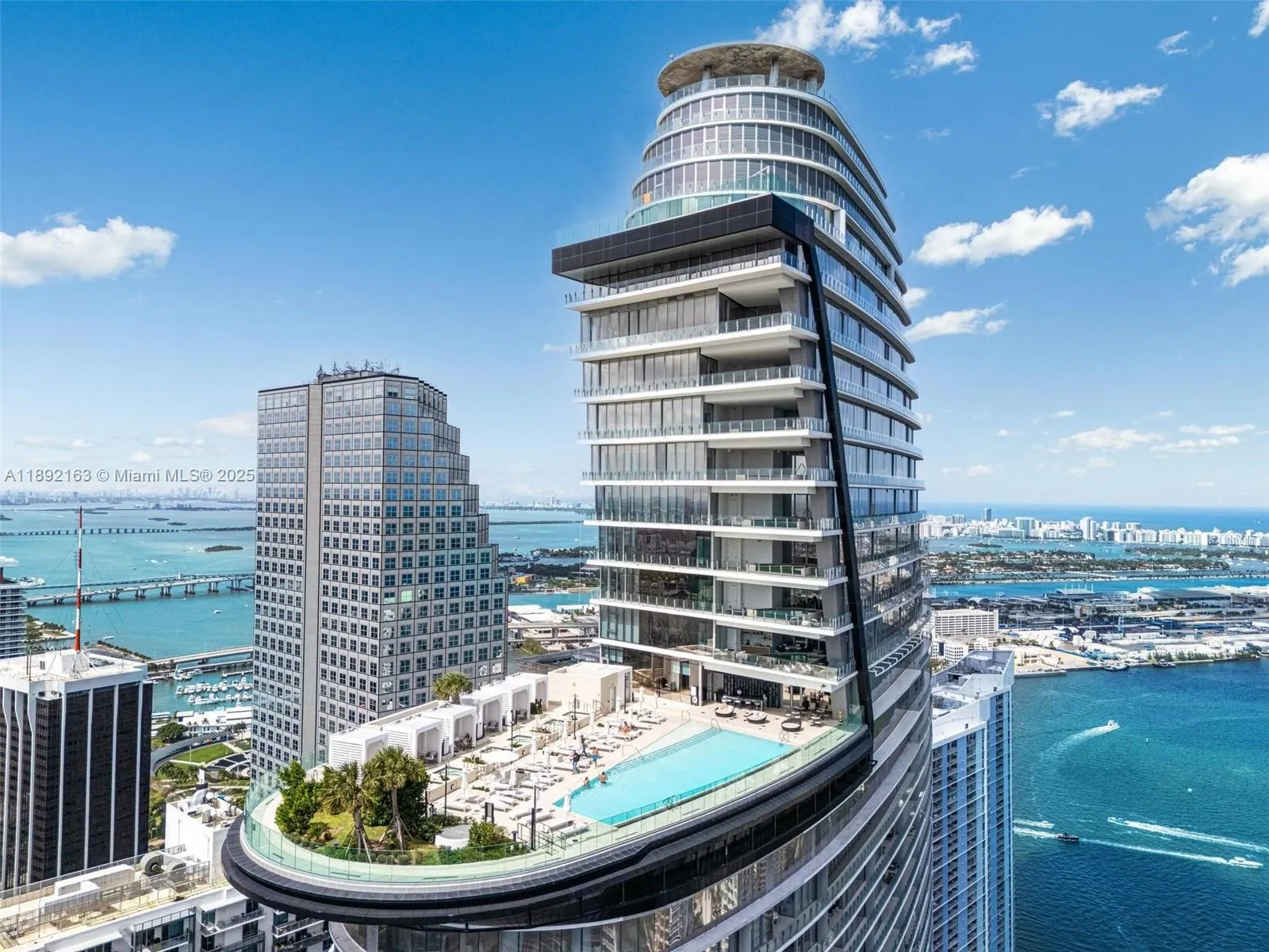 300 Biscayne Boulevard Way, #4507W