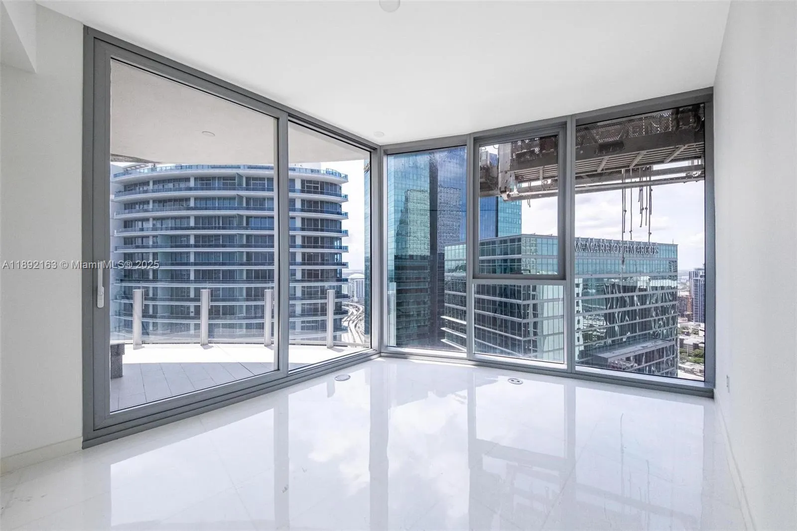 300 Biscayne Boulevard Way, #4507W