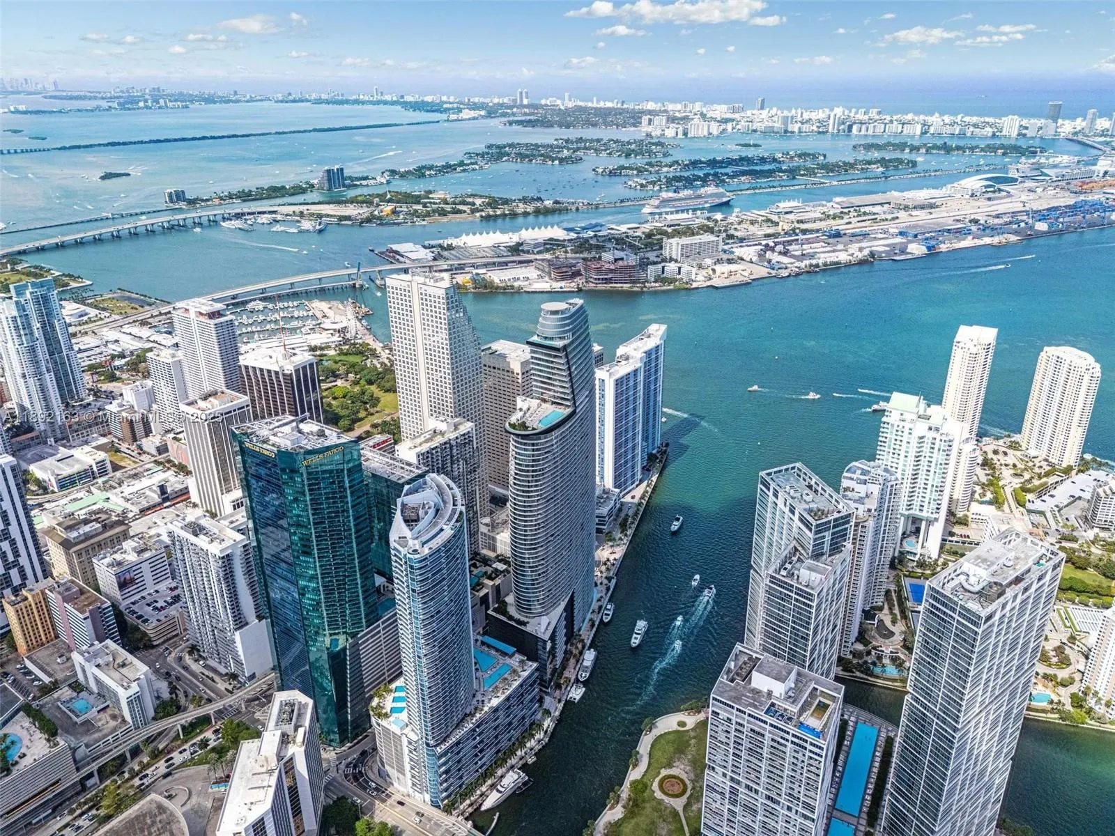 300 Biscayne Boulevard Way, #4507W