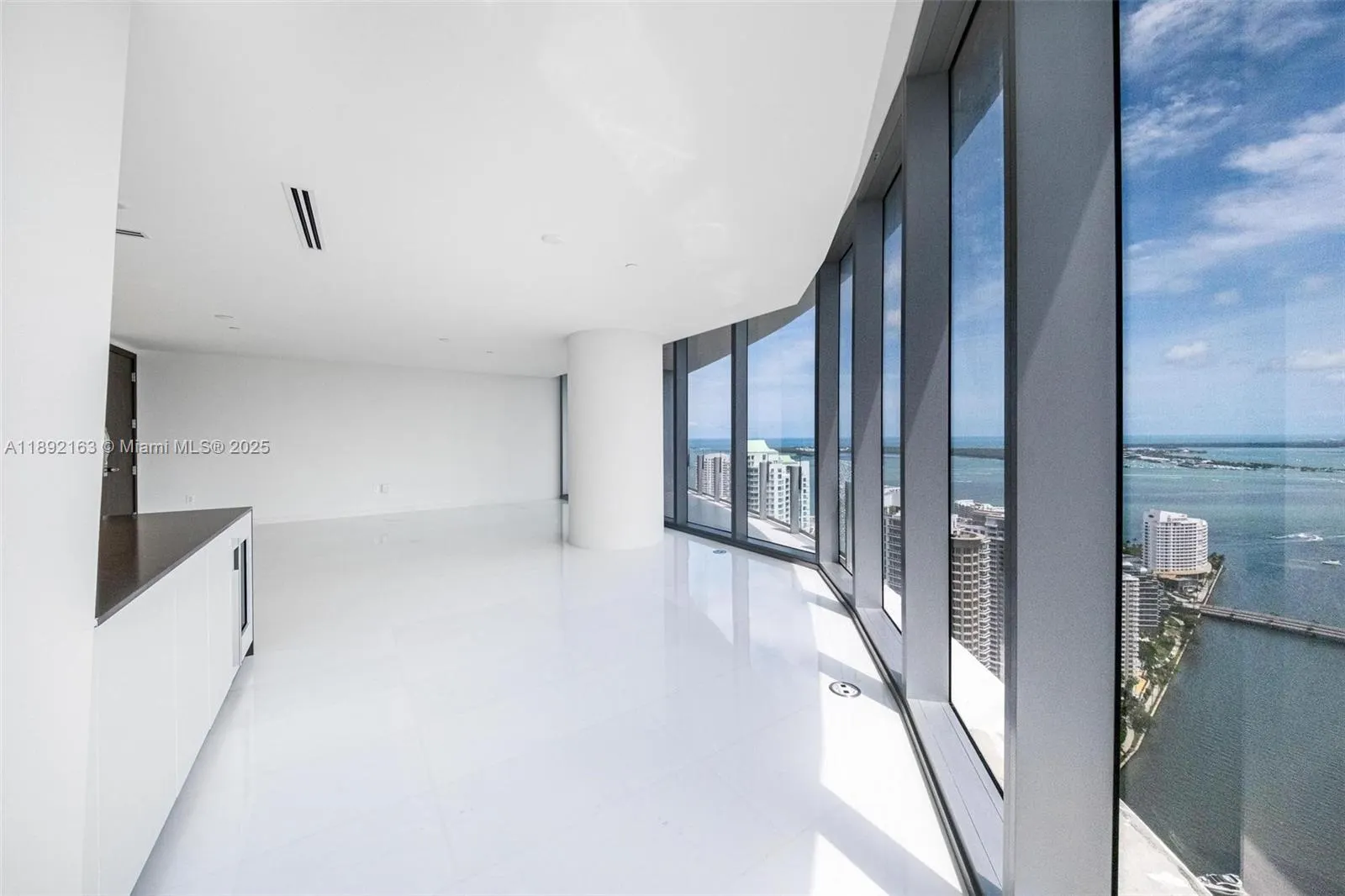 300 Biscayne Boulevard Way, #4507W