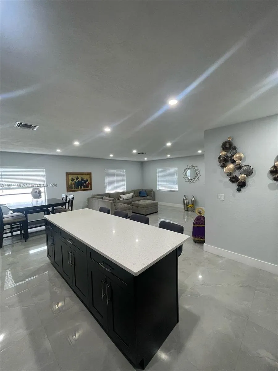 12530 SW 185th St