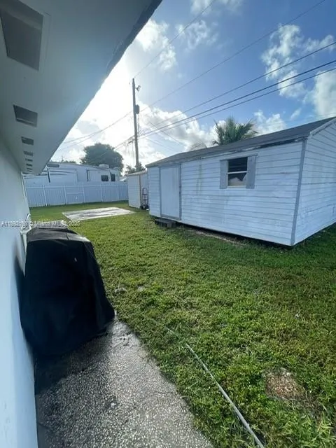 12530 SW 185th St