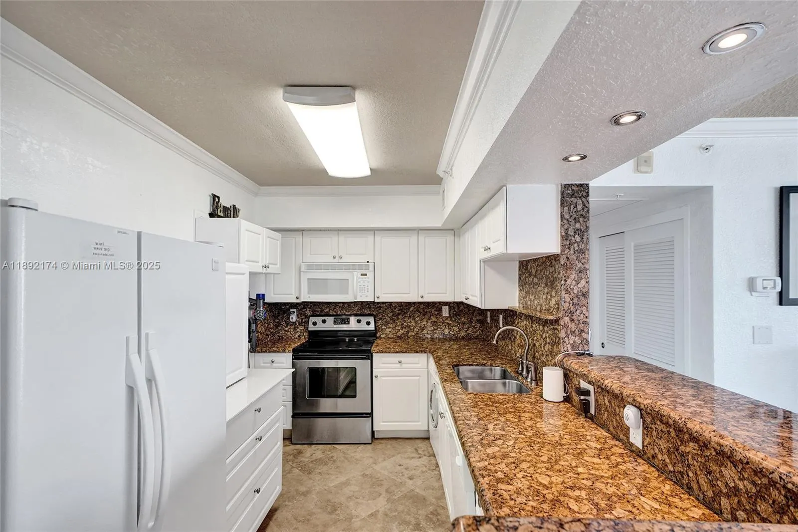 2501 S Ocean Dr, #310 (available Nov 6)