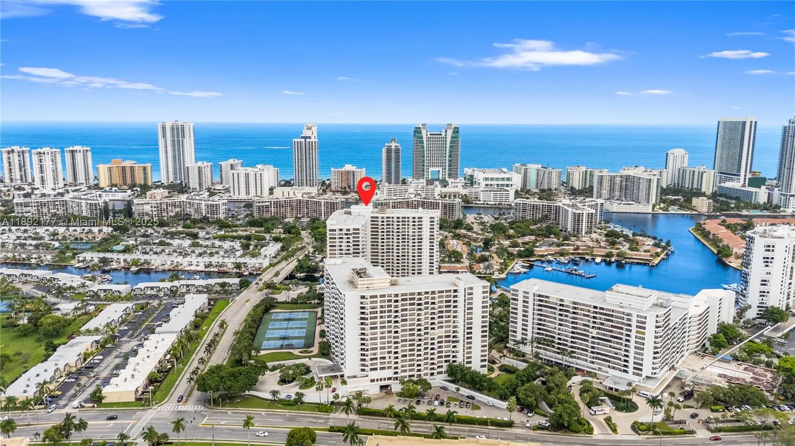 2500 Parkview Dr, #1604