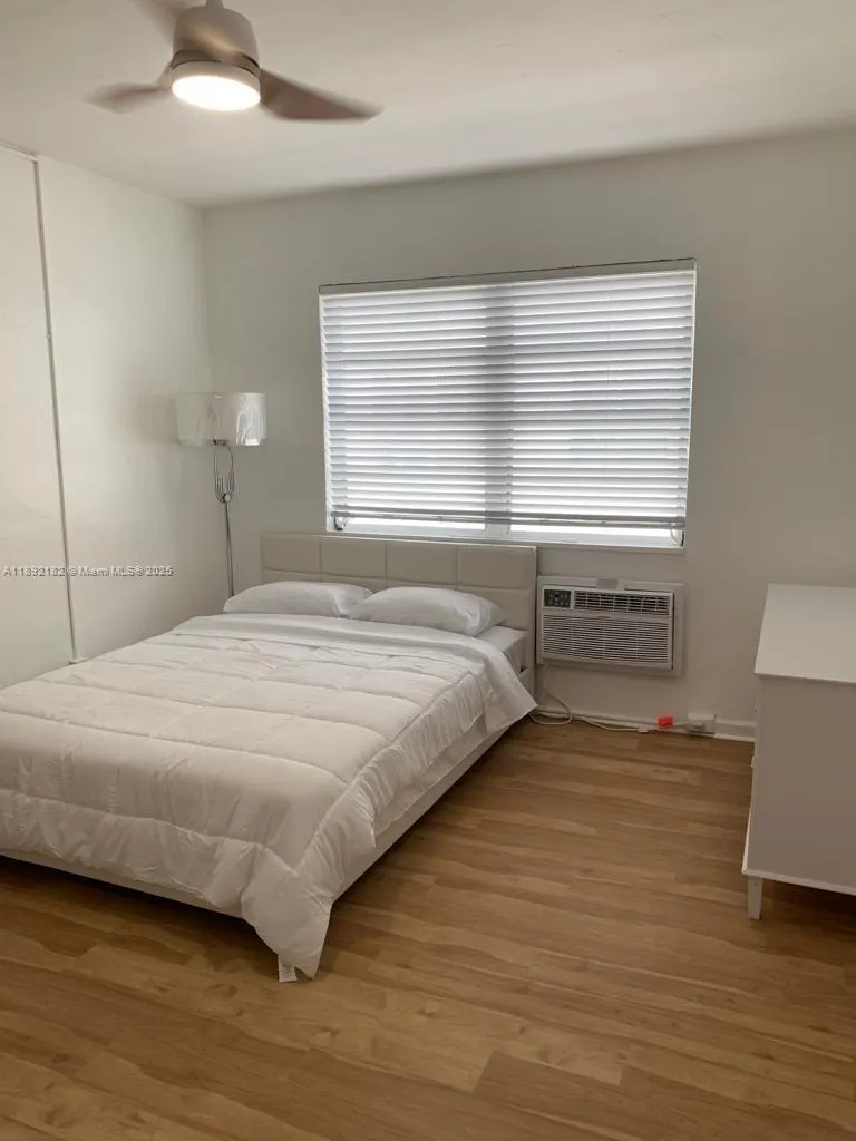 545 Michigan Ave, #4