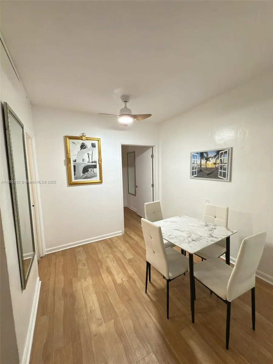 545 Michigan Ave, #4