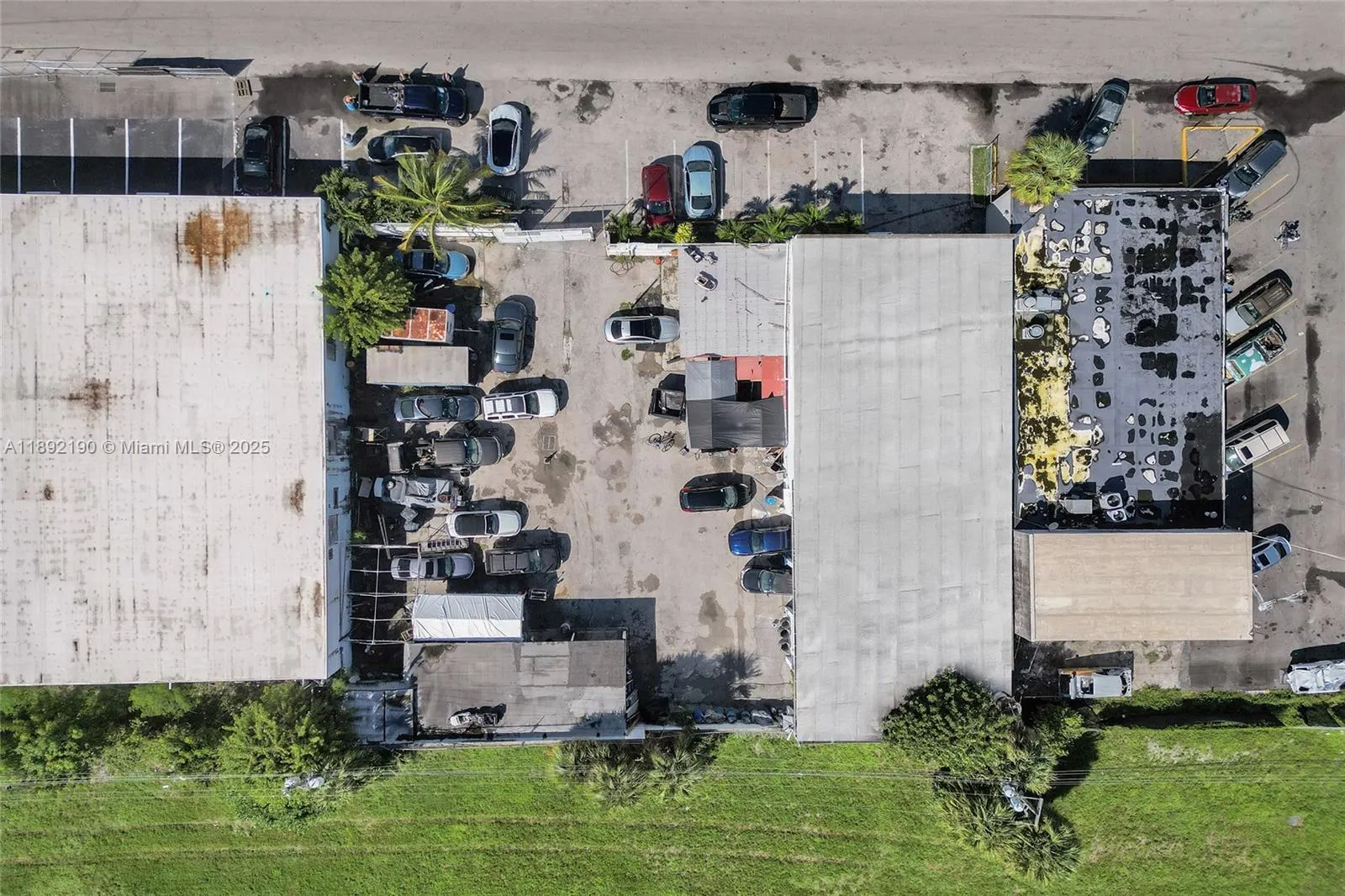834 NW 10th Ter