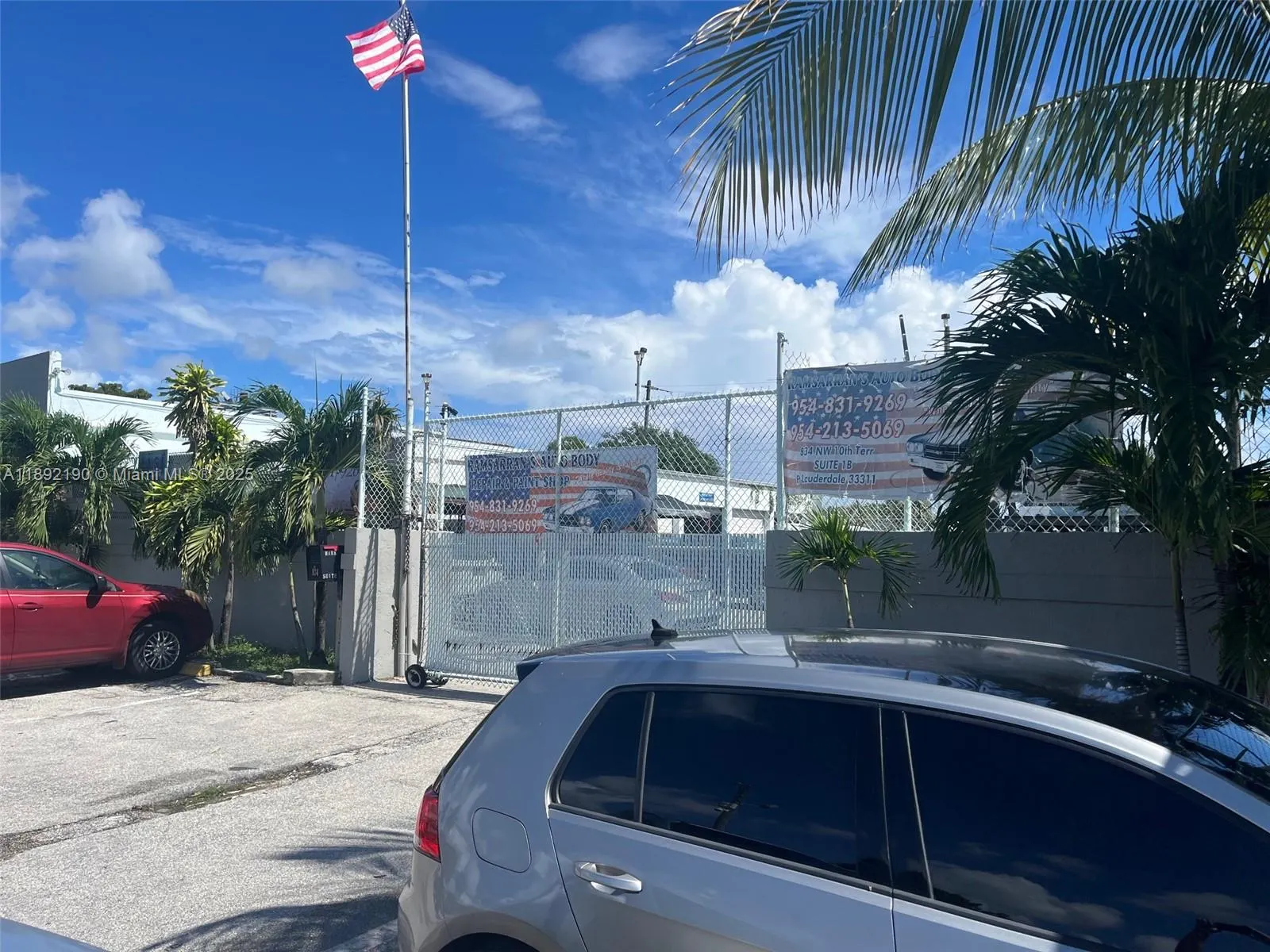 834 NW 10th Ter