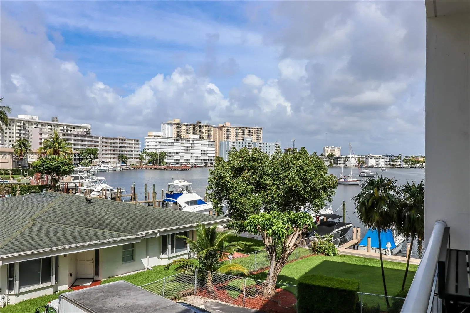 126 Golden Isles Dr, #32A