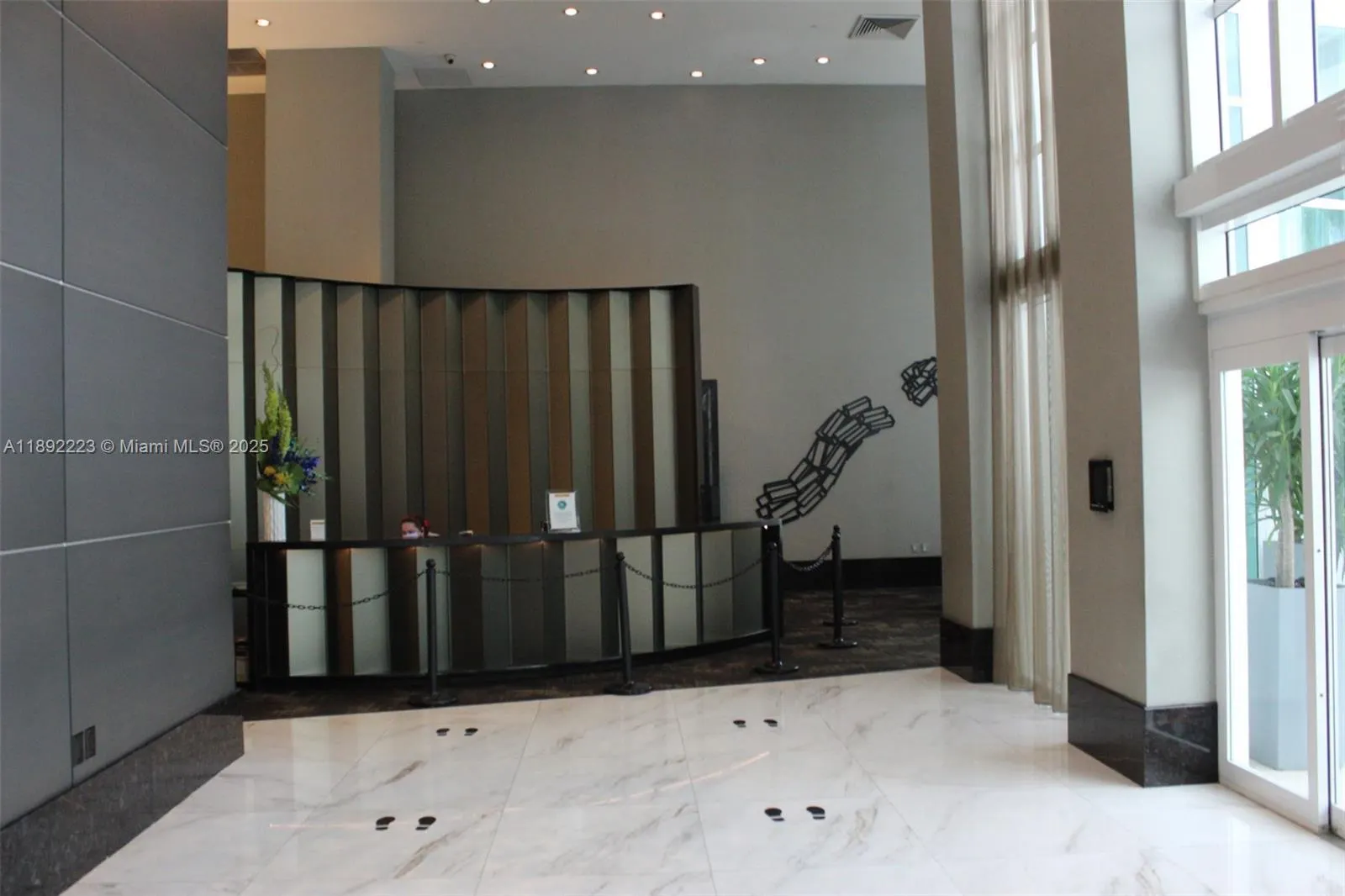 951 Brickell Ave, #3810