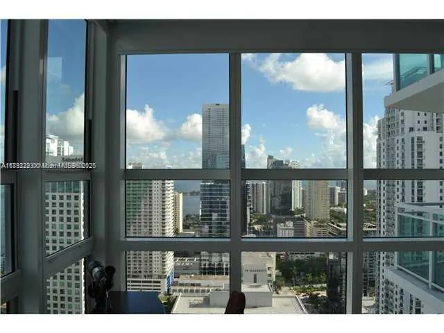 951 Brickell Ave, #3810