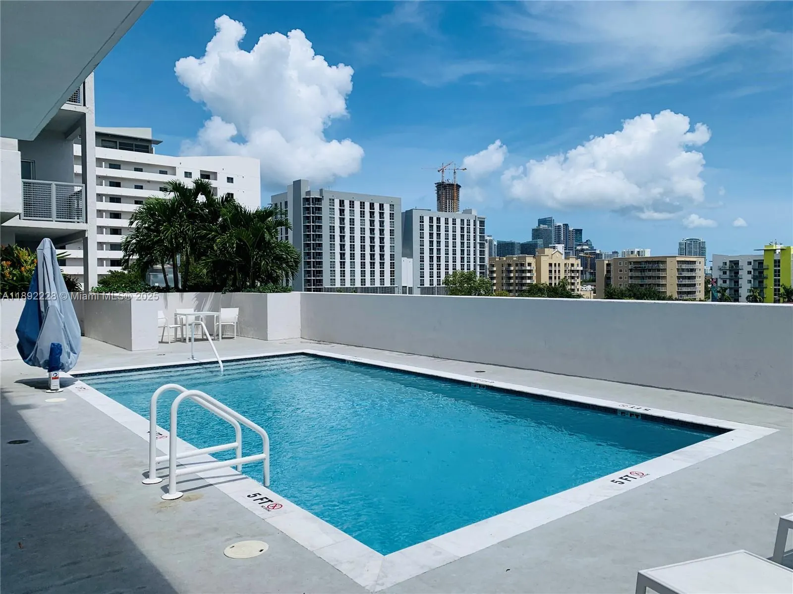 39 NW 7th Ave, #403